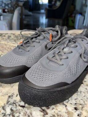 GOLDLINE G50 STORM Womens 9.5 Right Hand CURLING SHOES W/ Slip On Gripper - New!